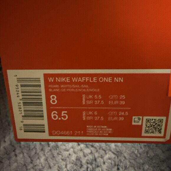 Nike Waffle One NN (Size 8) DO4661-211 "Pearl Sail" Women's Cozy Winter Sneaker - Picture 8 of 8
